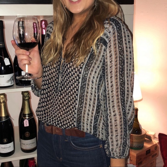 Neutral Pattern Lucky Brand Button Blouse - Picture 5 of 5